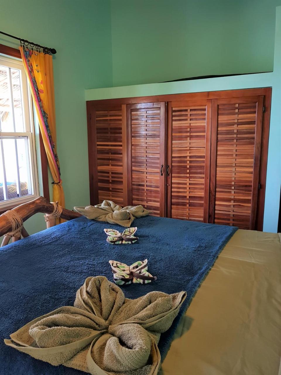 Slo-N-Ez Villa Terrace Кайе Колкер Екстериор снимка